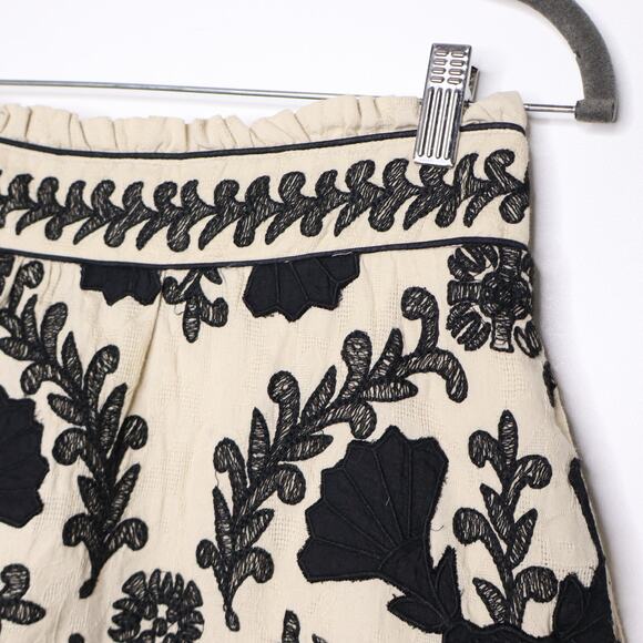 ANTHROPOLOGIE A-Line Flounce Mini Skirt Emobroidered Floral Black Tan Women's S - Picture 6 of 16